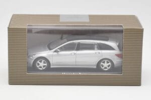 Mercedes R-Class W251 Iridium Silver Minichamps 1:43 B66962214 Kov – obrázok 4 z 4