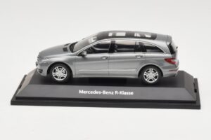 Mercedes R-Class W251 Palladium Silver Metallic Minichamps 1:43 B66960055 Kov