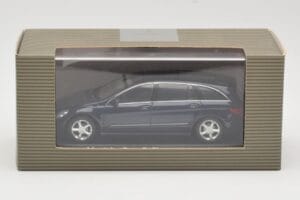 Mercedes R-Class W251 Tanzanite Blue Minichamps 1:43 B66962215 Kov – obrázok 4 z 4