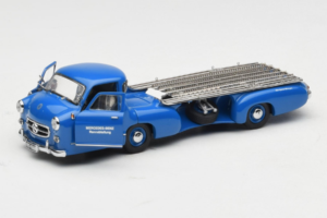 Mercedes Renntransporter Blue Wonder CMC 1:43 M-036K Kov – obrázok 2 z 8