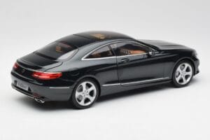 Mercedes S-Class Coupe C217 Smaragd Zelený Metallic Norev 1:18 B66961244 Kov – obrázok 3 z 8