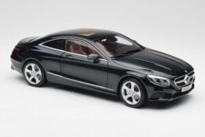 Mercedes S-Class Coupe C217 Smaragd Zelený Metallic Norev 1:18 B66961244 Kov – obrázok 6 z 8