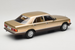 Mercedes S-Class W126 Metallic Beige MCG 1:18 MCG18548 Kov – obrázok 2 z 6