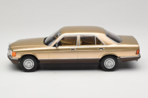 Mercedes S-Class W126 Metallic Beige MCG 1:18 MCG18548 Kov – obrázok 3 z 6