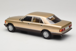 Mercedes S-Class W126 Metallic Beige MCG 1:18 MCG18548 Kov – obrázok 5 z 6