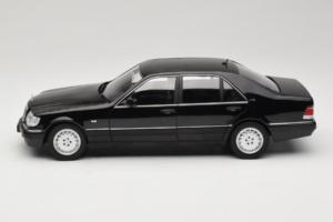 Mercedes S-Class W140 S600 Obsidian Black Metallic Norev 1:18 183045 Kov – obrázok 4 z 8