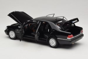 Mercedes S-Class W140 S600 Obsidian Black Metallic Norev 1:18 183045 Kov – obrázok 5 z 8