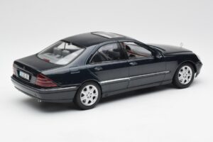 Mercedes S-Class W220 Modrý Maisto 1:18 56051 Kov – obrázok 3 z 8