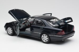 Mercedes S-Class W220 Modrý Maisto 1:18 56051 Kov – obrázok 5 z 8