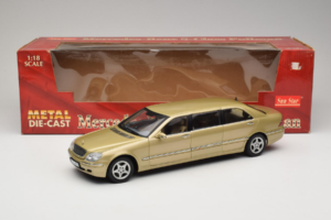Mercedes S-Class W220 Pullman Gold Metallic Sun Star 1:18 4113 Kov – obrázok 8 z 8