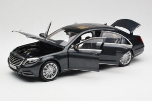 Mercedes S-Class W222 Modrý Antracit Metallic Norev 1:18 B66960157 Kov – obrázok 2 z 8