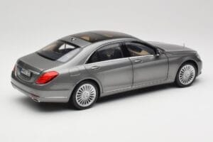 Mercedes S-Class W222 Grey Metallic Norev 1:18 183481 Kov – obrázok 3 z 8