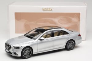 Mercedes S-Class W223 AMG Line Brilliant Silver Norev 1:18 183805 Kov – obrázok 8 z 8