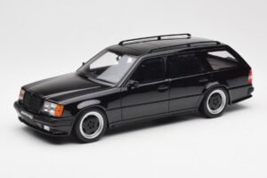 Mercedes 300 TE AMG S124 Čierny Otto 1:18 OT147 Živica