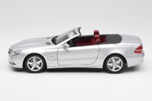 Mercedes SL 500 R230 Kabriolet Iridium Strieborný Minichamps 1:18 B66962388 Kov – obrázok 4 z 8