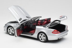 Mercedes SL 500 R230 Kabriolet Iridium Strieborný Minichamps 1:18 B66962388 Kov – obrázok 5 z 8