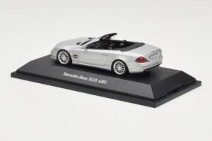 Mercedes SL 55 AMG R230 Strieborný Minichamps 1:43 B66962347 Kov – obrázok 3 z 4