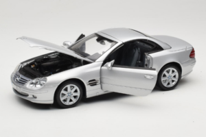 Mercedes SL R129 Strieborný Minichamps 1:18 B66962133 Kov – obrázok 3 z 10