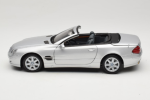 Mercedes SL R129 Strieborný Minichamps 1:18 B66962133 Kov – obrázok 5 z 10