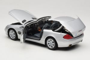 Mercedes SL R129 Strieborný Minichamps 1:18 B66962133 Kov – obrázok 6 z 10