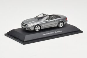 Mercedes SL R230 Palladium Silver Metallic Minichamps 1:43 B66962390 Kov – obrázok 2 z 4