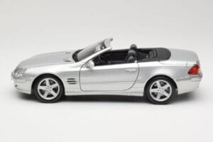 Mercedes SL R230 Strieborný Maisto 1:18 B66962125 Kov – obrázok 4 z 8