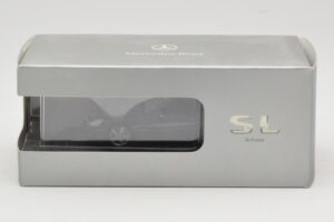 Mercedes SL R230 Tenorit Grey Metallic Minichamps 1:43 B66962392 Kov – obrázok 4 z 4