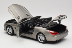 Mercedes SL500 R231 Dark Grey Matt Norev 1:18 183590 Kov – obrázok 6 z 9