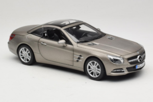 Mercedes SL500 R231 Dark Grey Matt Norev 1:18 183590 Kov – obrázok 7 z 9