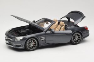 Mercedes SL65 AMG Black Series R230 Matte Black Maisto 1:18 36198 Kov – obrázok 2 z 8
