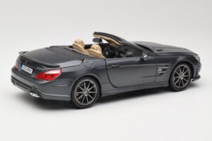 Mercedes SL65 AMG Black Series R230 Matte Black Maisto 1:18 36198 Kov – obrázok 3 z 8