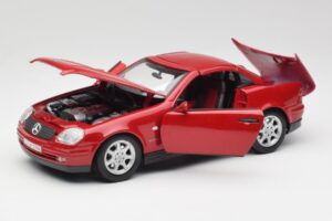 Mercedes SLK 230 R170 Červený Maisto 1:18 56023 Kov – obrázok 3 z 9
