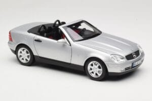 Mercedes SLK R170 Brilliant Silver Norev 1:18 183020 Kov – obrázok 7 z 9