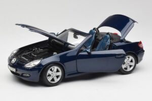 Mercedes SLK R171 Modrý Maisto 1:18 B66962190 Kov – obrázok 2 z 8