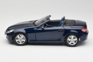 Mercedes SLK R171 Modrý Maisto 1:18 B66962190 Kov – obrázok 4 z 8
