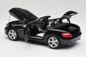 Mercedes SLK R172 Magnetite Čierny Minichamps 1:18 B66960514 Kov – obrázok 5 z 8