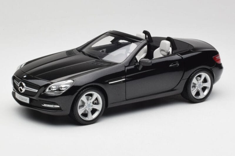 Mercedes SLK R172 Magnetite Čierny Minichamps 1:18 B66960514 Kov