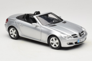 Mercedes SLK R171 Strieborný Minichamps 1:18 B66962318 Kov – obrázok 7 z 9