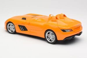 Mercedes SLR McLaren C199 Stirling Moss AMG Solarbeam Metallic Minichamps 1:18 100038400 Kov – obrázok 7 z 8
