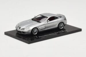 Mercedes SLR McLaren Crystal Silver Minichamps 1:43 B66961974 Kov – obrázok 2 z 4
