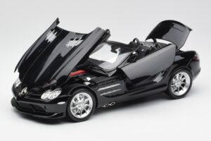 Mercedes SLR McLaren Roadster R199 Crystal Galaxit Čierny Minichamps 1:18 B66961004 Kov – obrázok 2 z 8