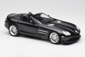 Mercedes SLR McLaren Roadster R199 Crystal Galaxit Čierny Minichamps 1:18 B66961004 Kov – obrázok 6 z 8