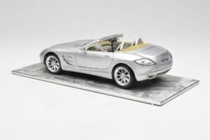 Mercedes SLR Vision Roadster Liquid Strieborný Maisto 1:18 B66963208 Kov – obrázok 7 z 8