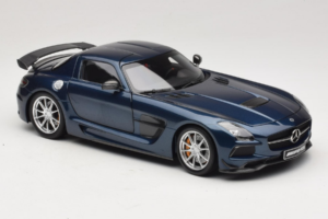 Mercedes SLS AMG Black Series Daytona Blue Metallic Minichamps 1:18 110033026 Kov – obrázok 6 z 8