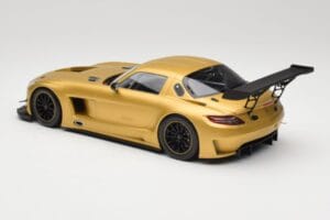 Mercedes AMG SLS C197 GT3 Street Zlatý Minichamps 1:18 151113106 Kov – obrázok 5 z 6