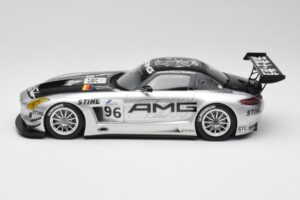 Mercedes AMG SLS C197 GT3 Team AMG China #96 M. Hakkinen / C. Cheng Zhuhai 6th 2011 Minichamps 1:18 151113196 Kov – obrázok 3 z 6