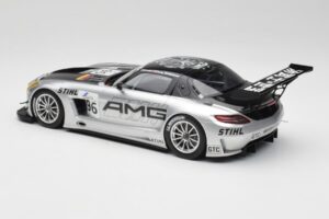 Mercedes AMG SLS C197 GT3 Team AMG China #96 M. Hakkinen / C. Cheng Zhuhai 6th 2011 Minichamps 1:18 151113196 Kov – obrázok 5 z 6