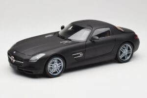 Mercedes SLS AMG C197 Matte Black Minichamps 1:18 100039027 Kov
