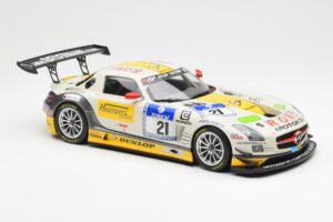 Mercedes SLS AMG GT3 #21 Rowe Racing Arnold / Roloff / Seyffarth / Jäger ADAC 24 Hours Nürburgring 2013 Minichamps 1:18 15113 – obrázok 4 z 6
