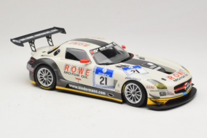 Mercedes SLS AMG GT3 #21 Rowe Racing M. Zehe / M. Hartung ADAC 24h Nurburgring 2012 Minichamps 1:18 151123121 Kov – obrázok 4 z 6
